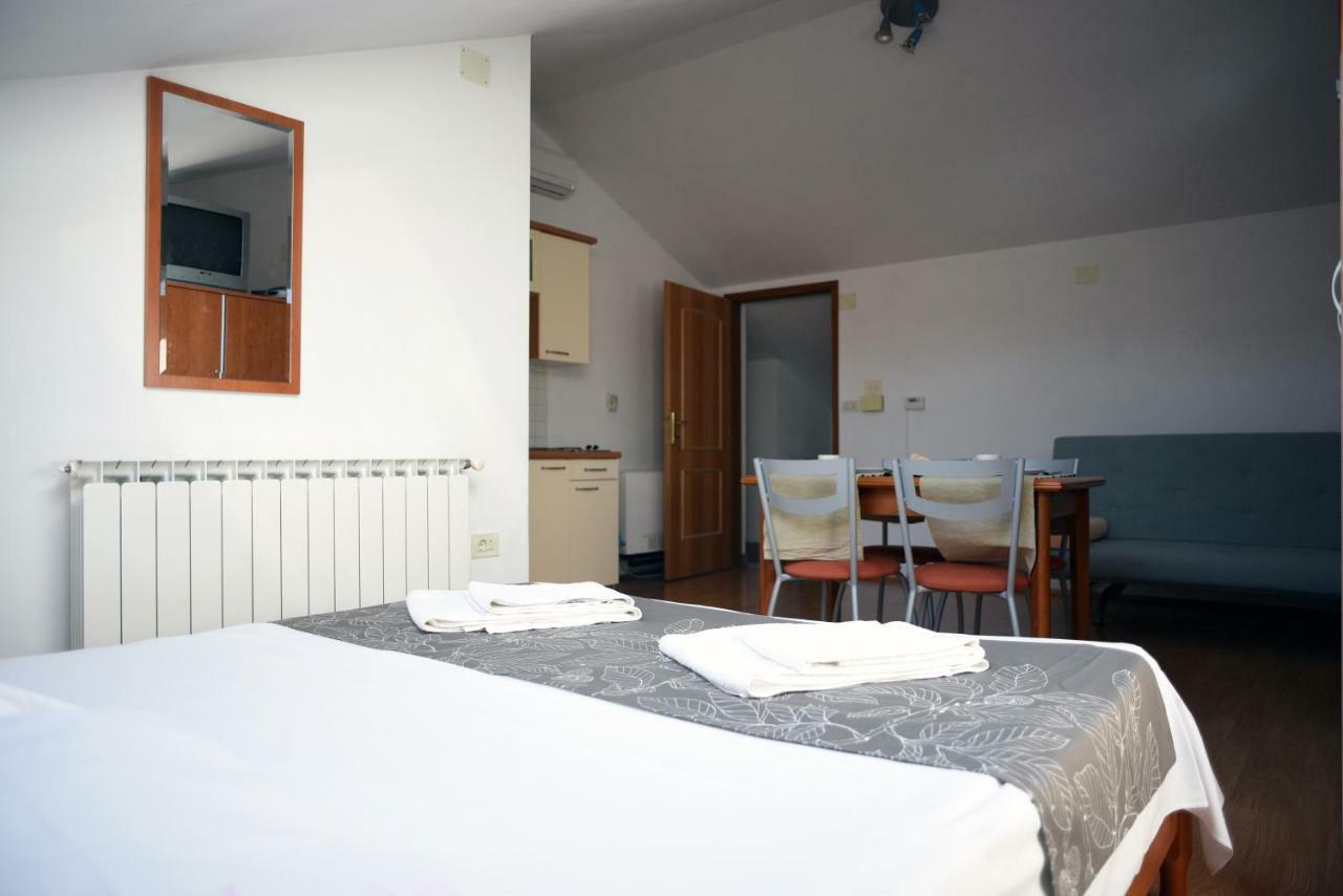 Apartments Ida Cres Dış mekan fotoğraf